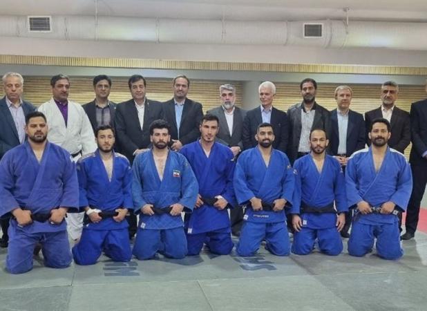 بازدید وزیر ورزش و جوانان از اردوهای آمادگی ورزش‌های کارگری