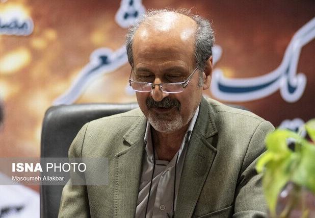 یادداشت مصطفی علی‌پور برای ترجمه کتاب «رازها و ریشه‌های» ادونیس