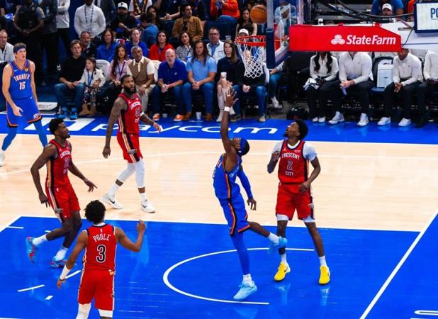 لیگ NBA| ادامه پیروزی‌های قهرمان/ اسپرز بالاخره باخت