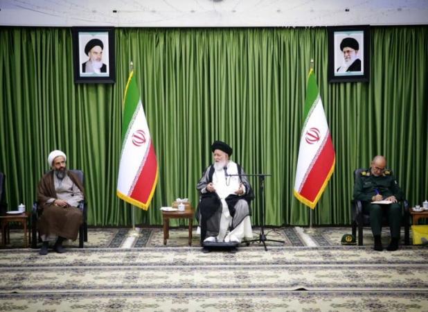 ضرورت فراگیر شدن مشارکت‌های مردمی