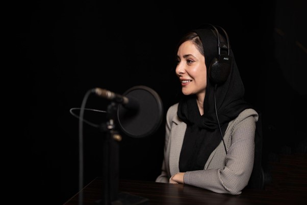 دکتر خاک سفیدی؛ پزشکی موفق، حامی هنر و صدای زنان ایرانی