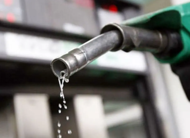 پیکانی که در تهران بنزین سوپر وارداتی زد!