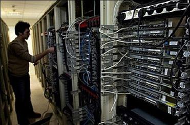 ۸۰ درصد امکانات صنعت مخابرات داخلی است