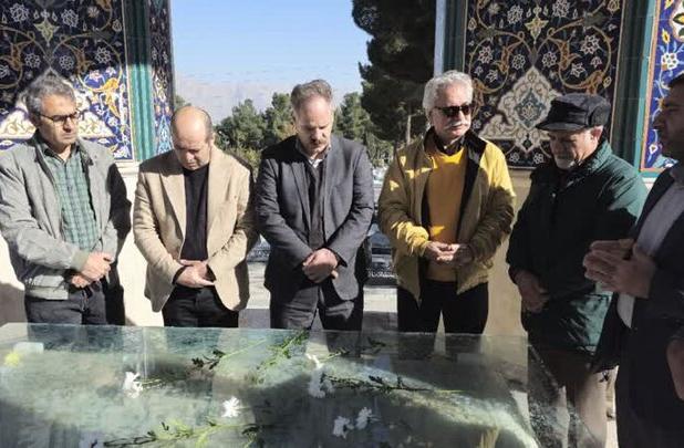 صندوق‌آبادی: آیت‌الله نجومی مجتهد خوشنویسی بود