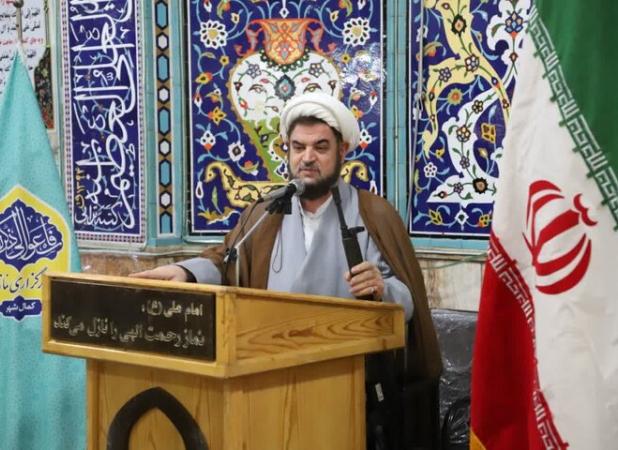 امام‌جمعه کمالشهر: دولت برای گرانی‌ها چاره‌ای بیندیشد