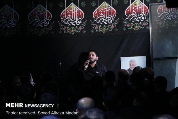 سینه‌زنی عاشقان بانوی دو عالم در شب شهادت حضرت زهرا(س)