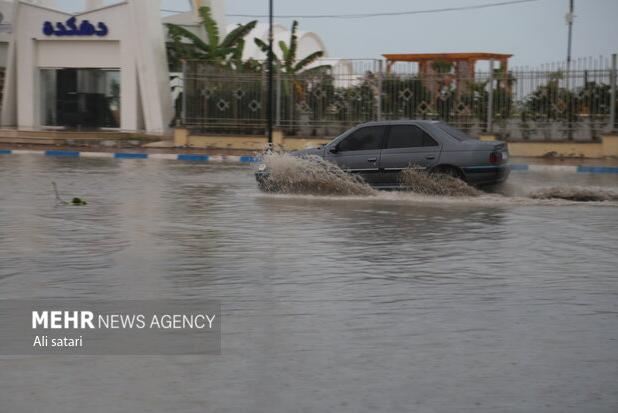 بارش باران صبحگاهی امروز در بندرکنگ