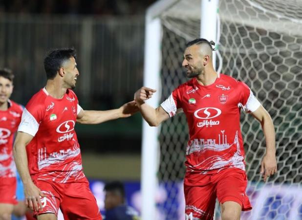 پیروزی سرخ ها برابر چادرملو در یزد؛ پرسپولیس به یک قدمی صدر رسید