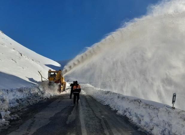 بازگشایی محور خوانسار به بوئین میاندشت