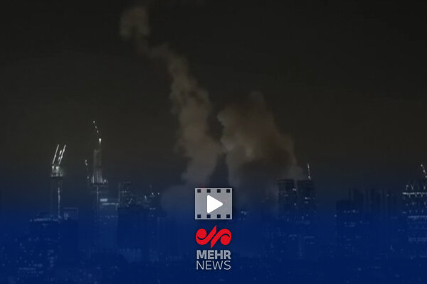 لحظه اصابت دقیق و سنگین موشکهای بالستیک ایران به قلب تل آویو