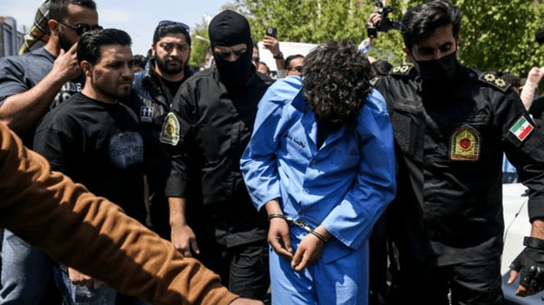 اراذلی که مردم را با ماشین زیر گرفتند دستگیر شدند