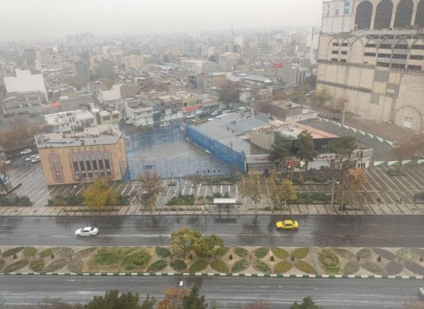 تصاویری از بارش باران پاییزی در مشهد