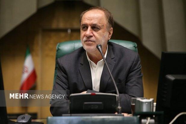 حاجی بابایی: تنها راه نجات کشور بسیجی عمل کردن است