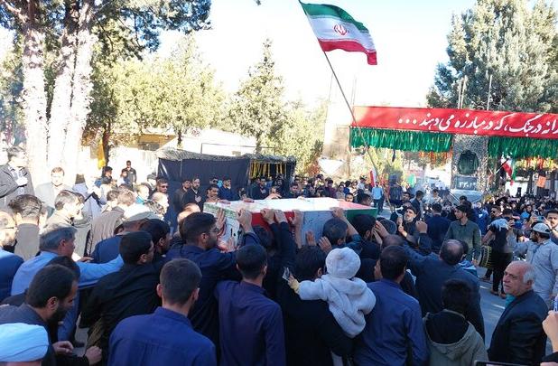 تشییع شهید خوشنام جزیره مجنون در دانشگاه فرهنگیان کهگیلویه وبویراحمد