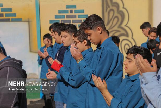 شاهرودی‌ها با نماز استسقا برای بارش باران دعا کردند