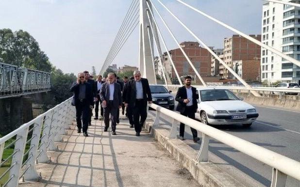 پوریانی: پروژه پل کابلی ساری زودتر تعیین تکلیف شود