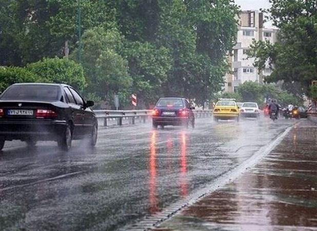 بارش باران و برف در محورهای ۵ استان