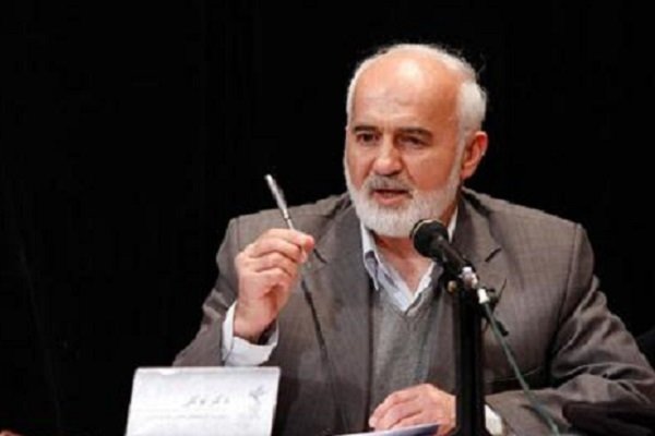 دکتر احمد توکلی در گذشت