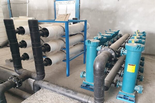 صادقی پور:  آب‌شیرین‌کن سلخ برای پایداری آب ۱۴ هزار نفر احداث می‌شود