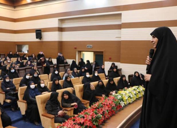 همایش «زیبا و سالم بمان» در بندرعباس برگزار شد
