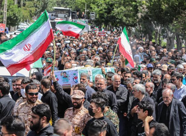 مردم ایران همواره پشتیبان نظام و رهبری هستند