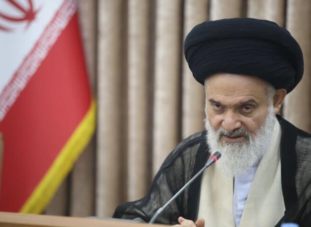 آیت الله حسینی بوشهری: خروجی فعالیت‌های علمی باید روی میز مسئولین باشد