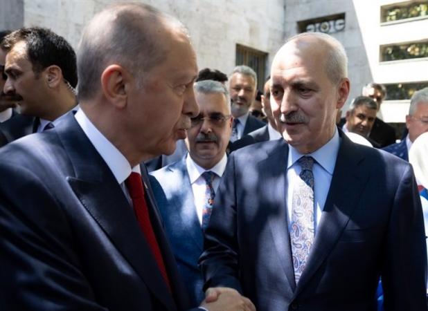 نعل وارونه اردوغان و معاونش به تاریخ با حمله به صفویه