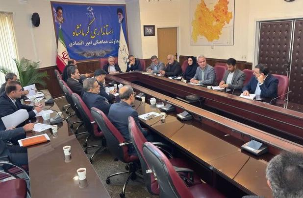 بررسی طرح‌های تسهیلاتی و مصوبات سفر رئیس‌جمهور به کرمانشاه