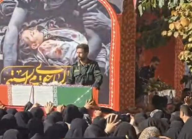 استقبال گرم مردم دهاقان از کاروان اهالی بهشت