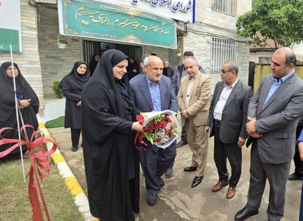 آئیین واگذاری ۸ دستگاه ماشین‌ آلات به دهیاری‌ های گیلان در لنگرود
