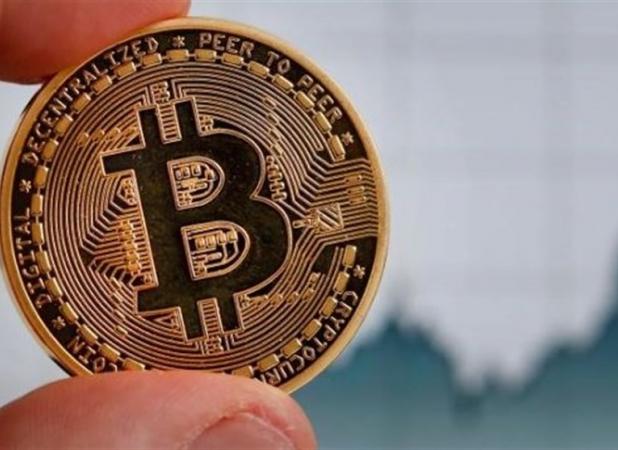 بیت‌کوین با عبور از ۱۱۸ هزار دلار رکورد زد