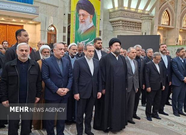 تجدید میثاق عراقچی و کارکنان وزارت خارجه با آرمان‌های امام