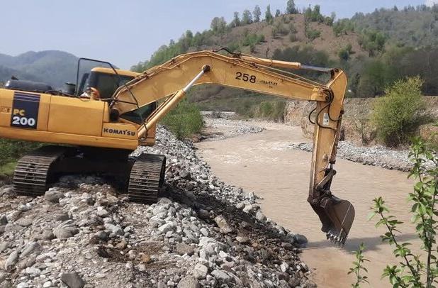 ۵۳ کیلومتر لایروبی و ساماندهی رودخانه های آذربایجان غربی  انجام شد
