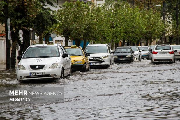 وضعیت آبگرفتگی در خونسرخ بندرعباس