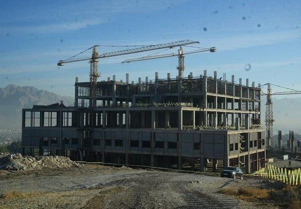 احداث بیمارستان ۵۵۰ تختخوابی کرمانشاه شتاب می‌گیرد