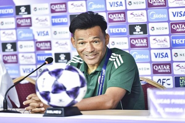 قرارداد سرمربی سابق سپاهان در الوحده تمدید می شود