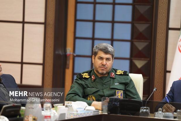 فرمانده سپاه بوشهر: بسیج محور فعالیت‌های علمی، آموزشی و فرهنگی باشد