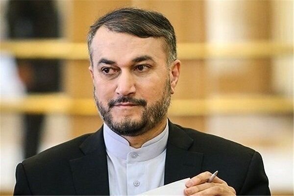 هیچ‌گاه از مذاکره و دیپلماسی فاصله نگرفتیم