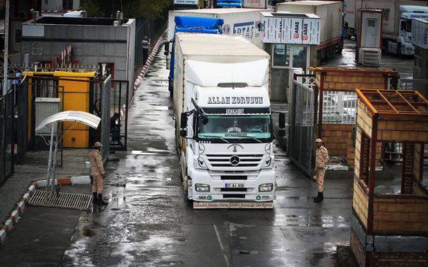 تردد در مرز بازرگان به حالت عادی برگشت