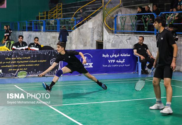 پیروزی تیم‌های آقایان و بانوان نماینده زنجان در هفته چهارم نیم‌فصل لیگ برتر بدمینتون کشور 