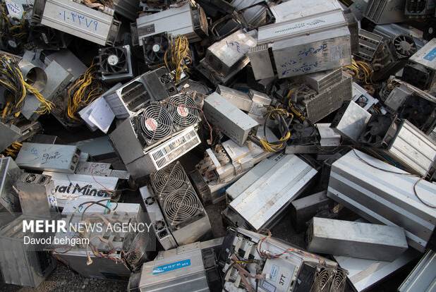 ۷۰۰ دستگاه ماینر غیرمجاز در بوشهر امحا شد