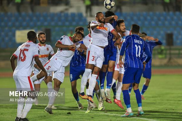 داور تاجیکستانی قاضی بازی استقلال و المحرق