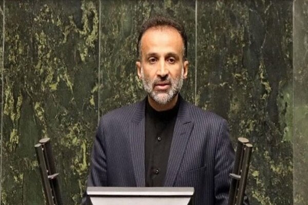 نجفی: آئین‌نامه واگذاری اراضی برای مسکن، هر چه سریع‌تر تدوین شود