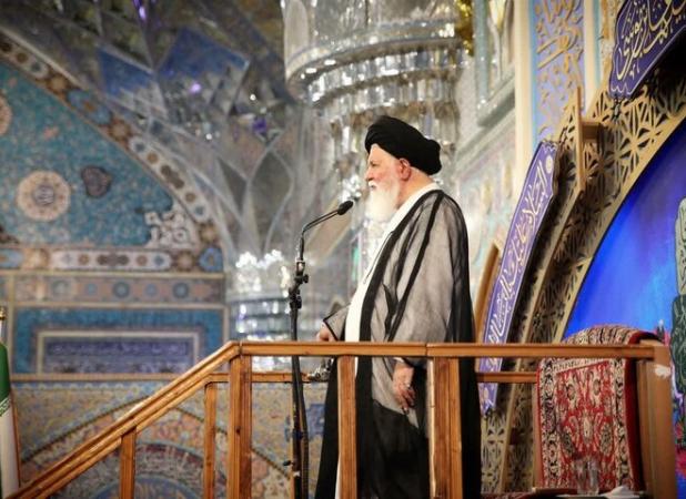 ایمان، رمز پیروزی و تداوم انقلاب اسلامی است