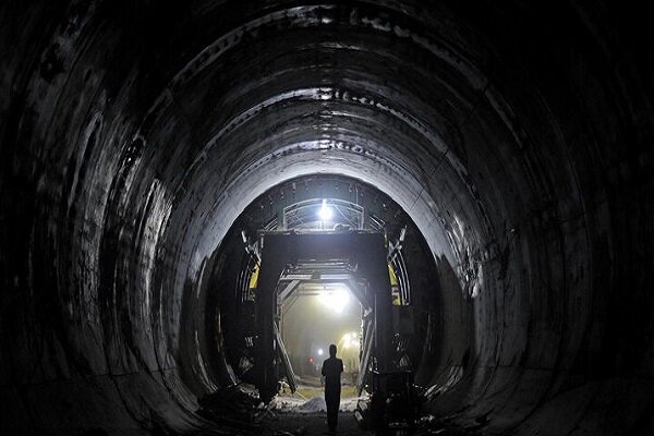 نورصالحی: خط ۲ مترو اصفهان بهره برداری شود؛ لزوم توسعه ناوگان برقی