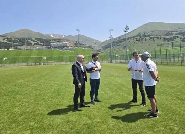 بازدید نمایندگان پرسپولیس از کمپ ارزروم
