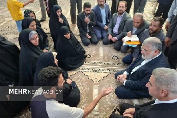 دیدار چهره‌به‌چهره استاندار تهران با روستاییان سعیدآباد