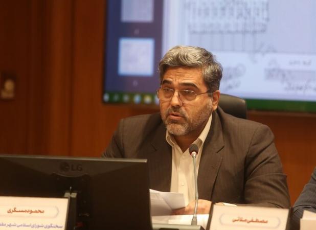 مسگری: ۱۰۰ جای پارک خودرو  در بازار بنفشه قم فراهم شده است
