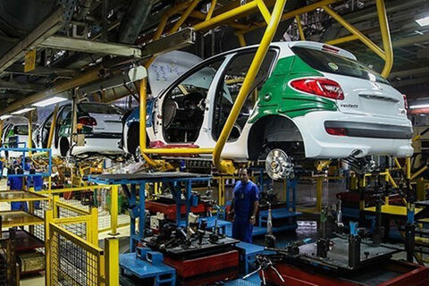 صنعت خودرو در انتظار رهایی از موانع ارزی