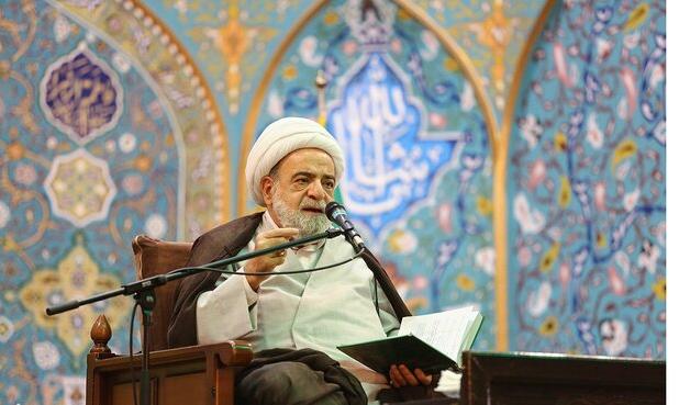 چراغ عزای حسینی خاموش‌شدنی نیست